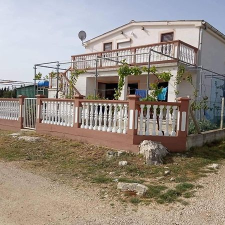 Apartman Borosa Vir Esterno foto